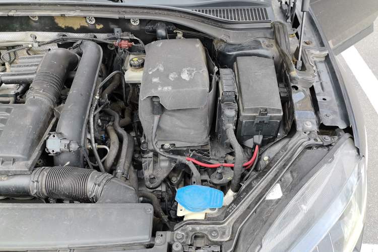 Used Skoda Superb 2018 TSI280 DSG Standard Edition China V Emission Standard Engine Bay Left