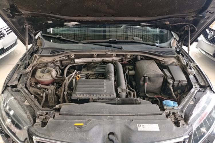 Used Skoda Superb 2018 TSI280 DSG Comfort Edition China V Standard Engine Bay