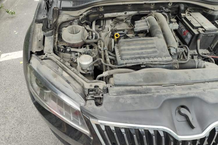 Used Skoda Superb 2018 TSI280 DSG Standard Edition China VI Engine Bay Right