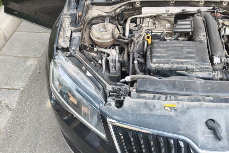 Used Skoda Superb 2018 TSI280 DSG Comfort Edition China V Standard Engine Bay Right