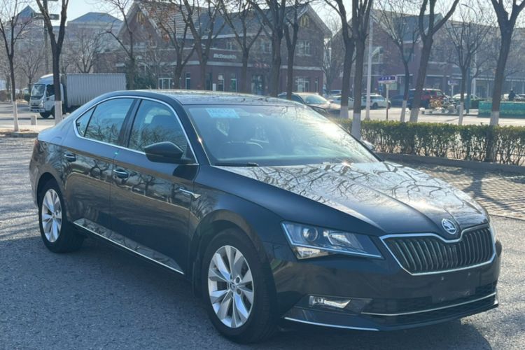Used Skoda Superb 2018 TSI330 DSG Comfort Edition China V Standard Exterior 2