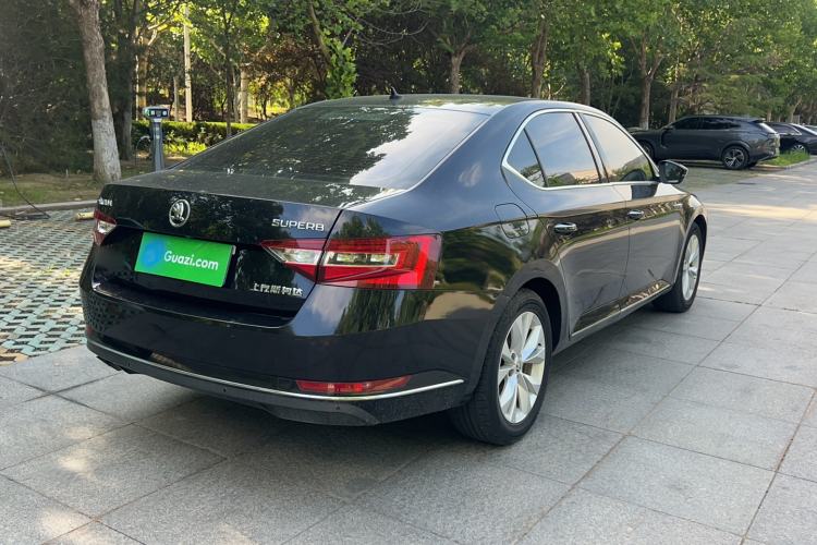 Used Skoda Superb 2018 TSI280 DSG Comfort Edition China V Standard Exterior 4