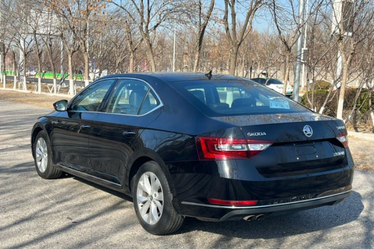 Used Skoda Superb 2018 TSI330 DSG Comfort Edition China V Standard Exterior 5