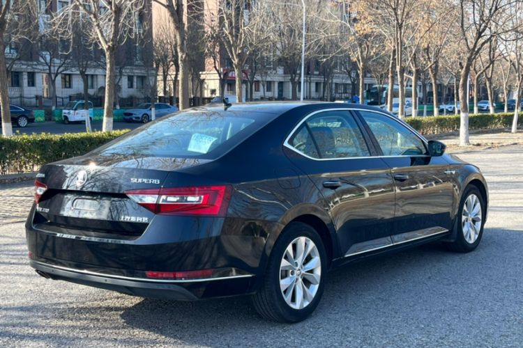 Used Skoda Superb 2018 TSI330 DSG Comfort Edition China V Standard Exterior 7