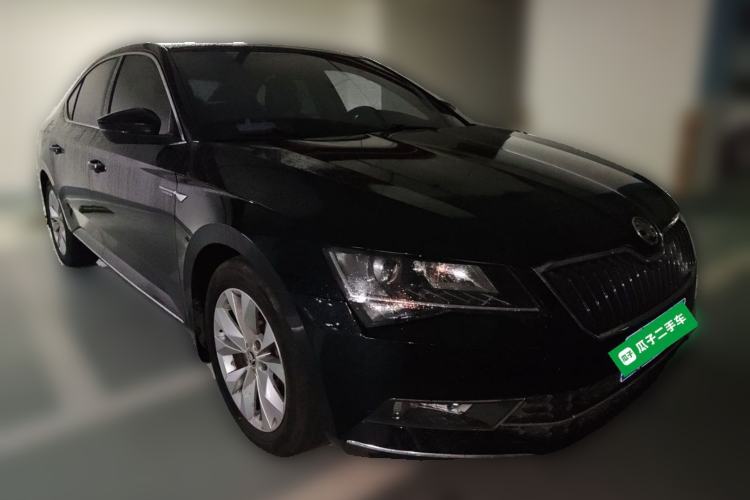 Used Skoda Superb 2018 TSI280 DSG Comfort Edition China V Standard Front Right 45 Deg