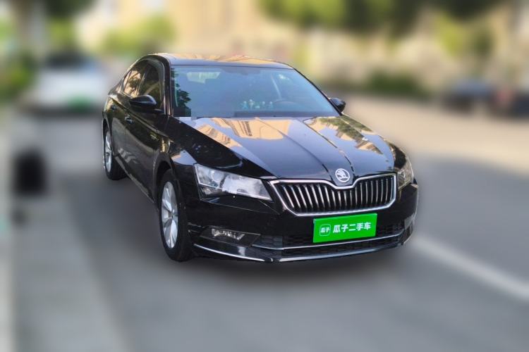 Used Skoda Superb 2018 TSI280 DSG Comfort Edition China V Standard Front Right 45 Deg