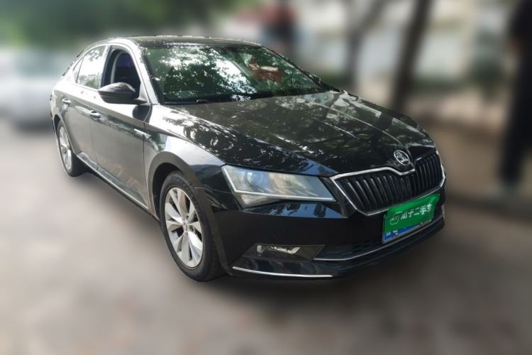Used Skoda Superb 2018 TSI280 DSG Comfort Edition China V Standard Front Right 45 Deg
