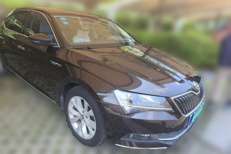 Used Skoda Superb 2018 TSI330 DSG Comfort Edition China V Standard Front Right 45 Deg