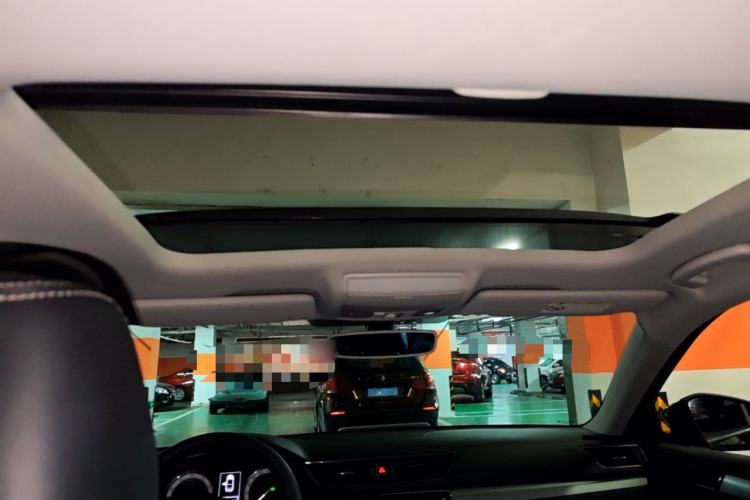 Used Skoda Superb 2018 TSI330 DSG Comfort Edition China V Standard Headliner