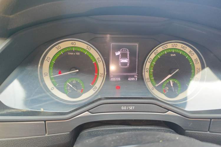 Used Skoda Superb 2018 TSI280 DSG Comfort Edition China V Standard Instrument Cluster