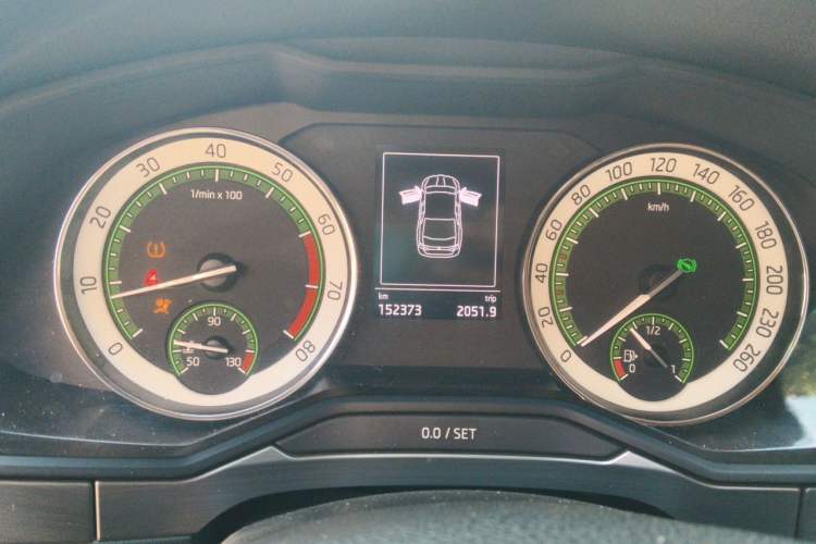 Used Skoda Superb 2018 TSI280 DSG Comfort Edition China V Standard Instrument Cluster