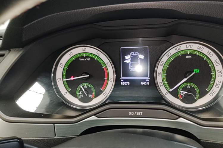 Used Skoda Superb 2018 TSI280 DSG Standard Edition China VI Instrument Cluster