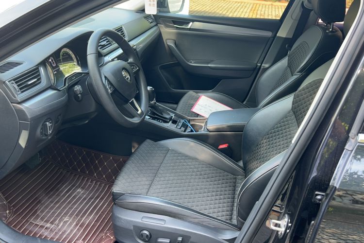 Used Skoda Superb 2018 TSI280 DSG Comfort Edition China V Standard Interior 1