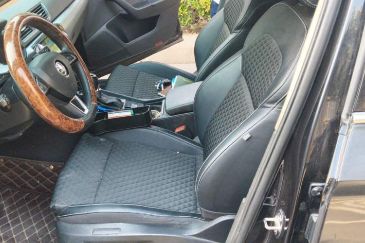 Used Skoda Superb 2018 TSI280 DSG Comfort Edition China V Standard Left Front Seat
