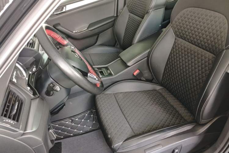 Used Skoda Superb 2018 TSI280 DSG Comfort Edition China V Standard Left Front Seat