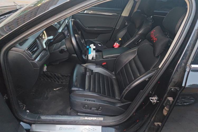Used Skoda Superb 2018 TSI330 DSG Luxury Edition China V Standard Left Front Seat