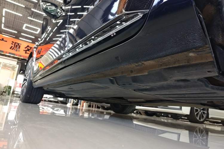 Used Skoda Superb 2018 TSI280 DSG Comfort Edition China V Standard Left Side Sill