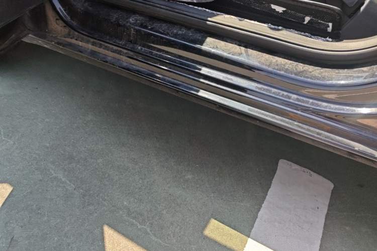 Used Skoda Superb 2018 TSI280 DSG Standard Edition China V Emission Standard Left Side Sill