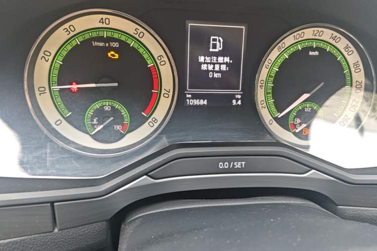 Used Skoda Superb 2018 TSI330 DSG Comfort Edition China VI Standard Odometer Close Up