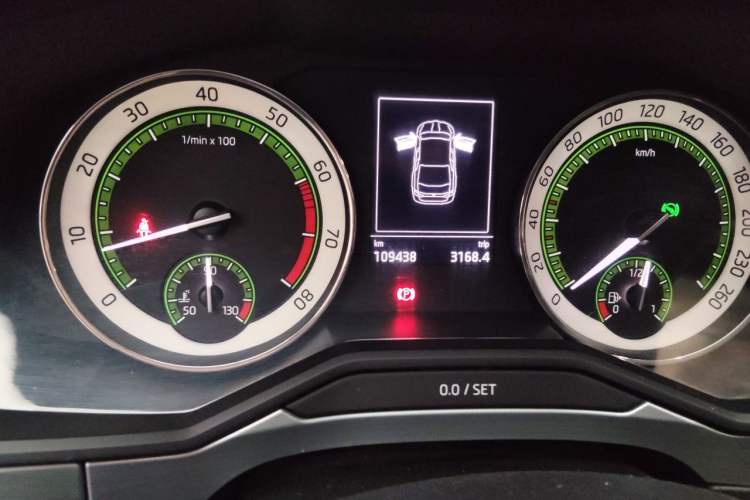 Used Skoda Superb 2018 TSI280 DSG Standard Edition China V Emission Standard Odometer Close Up