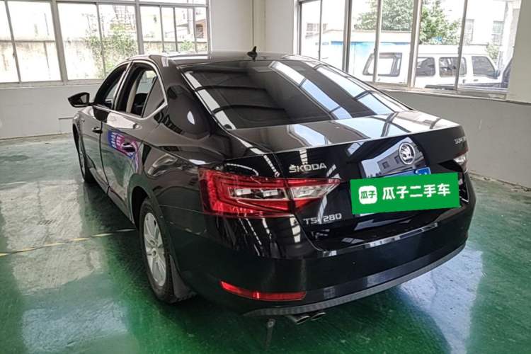 Used Skoda Superb 2018 TSI280 DSG Standard Edition China VI Rear Left 45 Deg