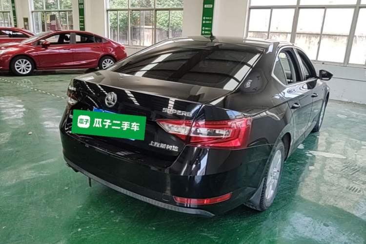 Used Skoda Superb 2018 TSI280 DSG Standard Edition China VI Rear Right 45 Deg