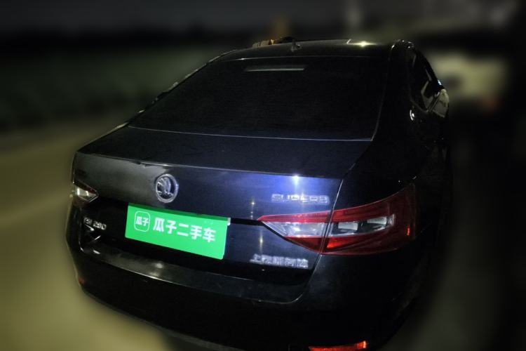 Used Skoda Superb 2018 TSI280 DSG Comfort Edition China VI Standard Rear Right 45 Deg