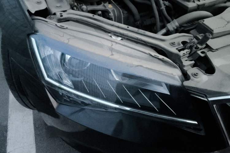 Used Skoda Superb 2018 TSI280 DSG Comfort Edition China VI Standard Right Front Headlight