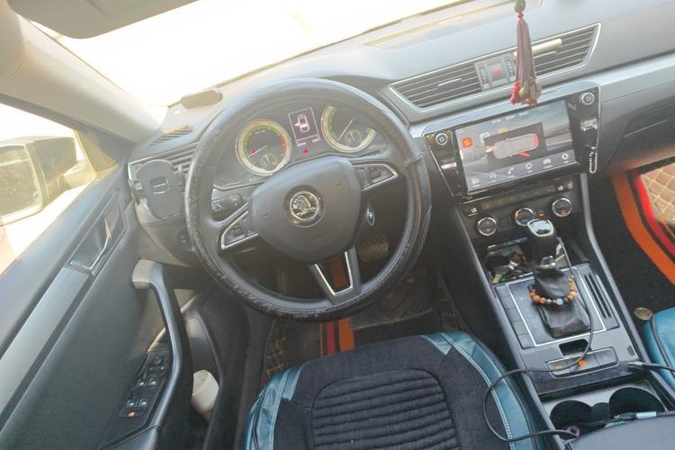 Used Skoda Superb 2018 TSI280 DSG Comfort Edition China V Standard Steering Wheel