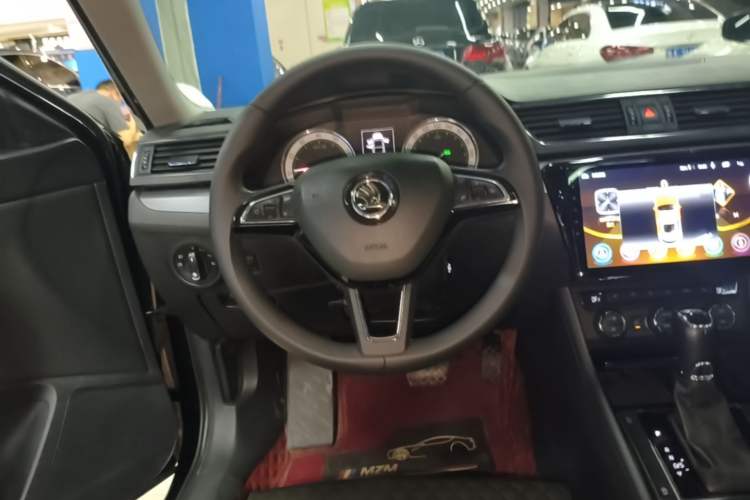 Used Skoda Superb 2018 TSI330 DSG Comfort Edition China V Standard Steering Wheel