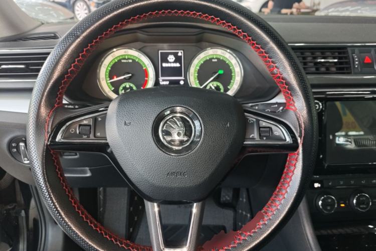 Used Skoda Superb 2018 TSI280 DSG Comfort Edition China V Standard Steering Wheel