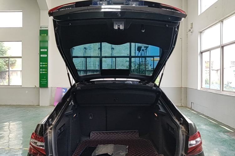 Used Skoda Superb 2018 TSI280 DSG Standard Edition China VI Trunk