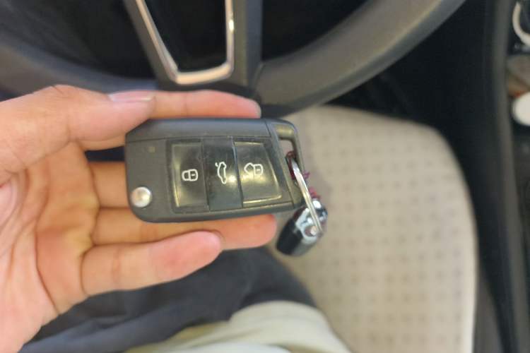 Used Skoda Superb 2018 TSI330 DSG Comfort Edition China V Standard Vehicle Key