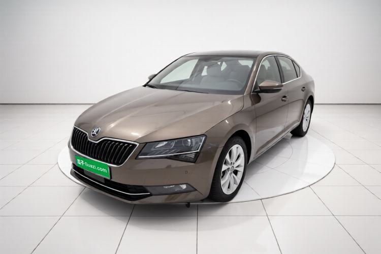 Skoda Superb 2018 TSI330 DSG Comfort Edition China V Standard usado Guazi used car, China used car export, Used car for sale, Used cars, Cheapest cars for sale
