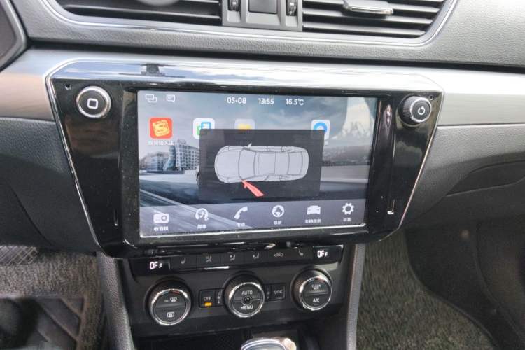 Used Skoda Superb 2018 TSI330 DSG Comfort Edition China V Standard Audio And AC Panel