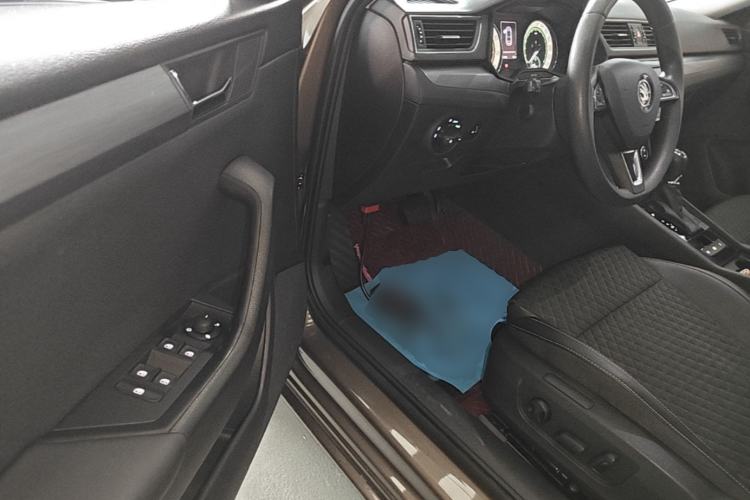 Used Skoda Superb 2018 TSI280 DSG Comfort Edition China V Standard Driver Seat