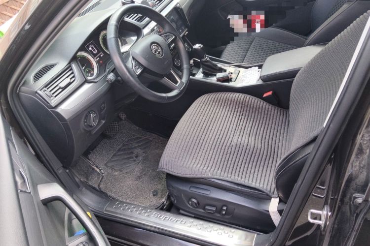 Used Skoda Superb 2018 TSI330 DSG Comfort Edition China V Standard Driver Seat