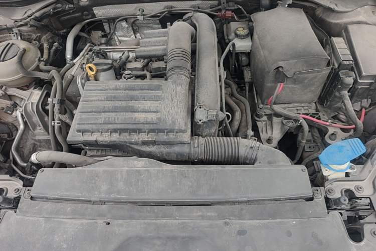 Used Skoda Superb 2018 TSI280 DSG Comfort Edition China V Standard Engine Bay