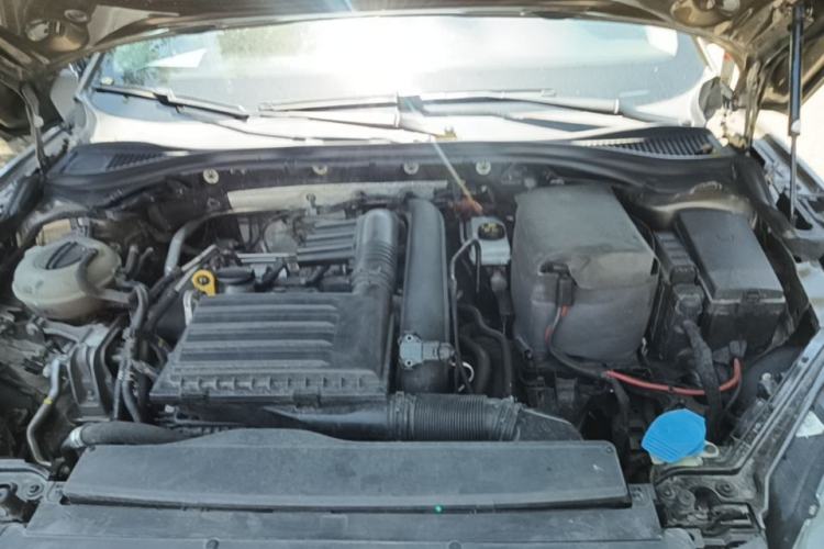 Used Skoda Superb 2018 TSI280 DSG Comfort Edition China V Standard Engine Bay
