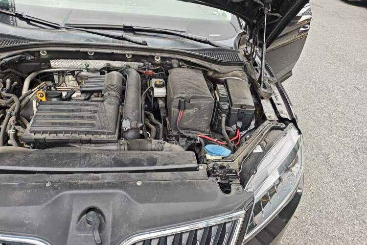 Used Skoda Superb 2018 TSI280 DSG Comfort Edition China V Standard Engine Bay Left