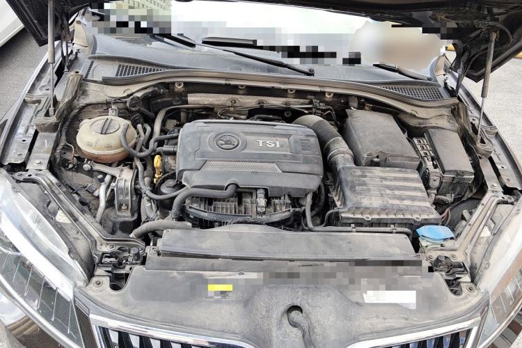 Used Skoda Superb 2018 TSI330 DSG Comfort Edition China V Standard Engine Bay