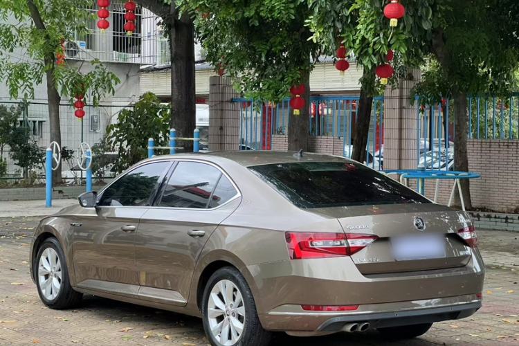 Used Skoda Superb 2018 TSI280 DSG Comfort Edition China V Standard Exterior 2