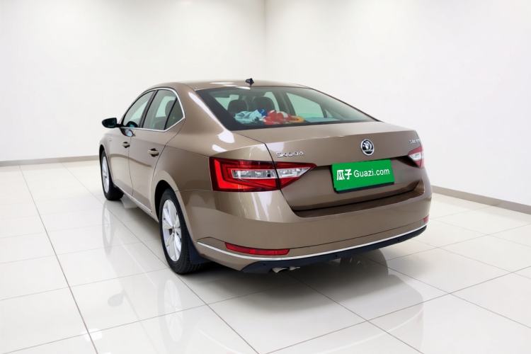 Used Skoda Superb 2018 TSI330 DSG Comfort Edition China V Standard Exterior 2