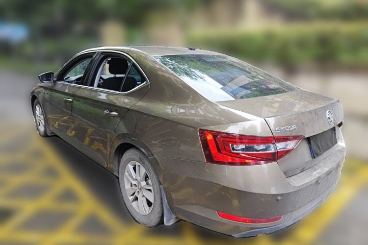 Used Skoda Superb 2018 TSI280 Manual Standard Edition China V Standards Exterior 3