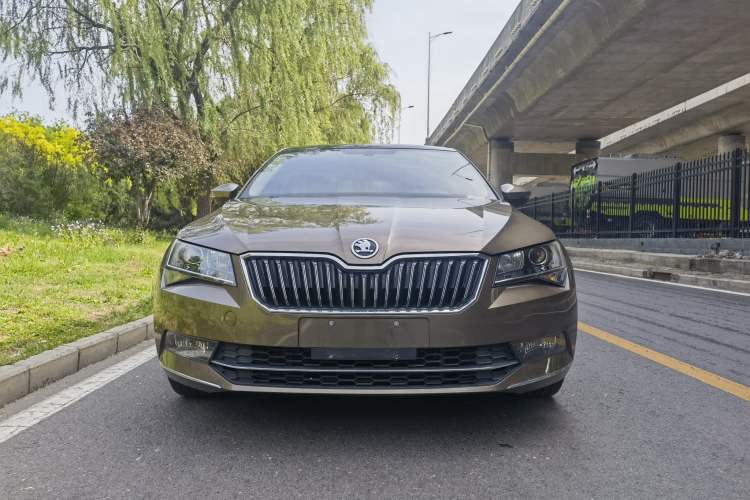 Used Skoda Superb 2018 TSI330 DSG Comfort Edition China V Standard Exterior 6