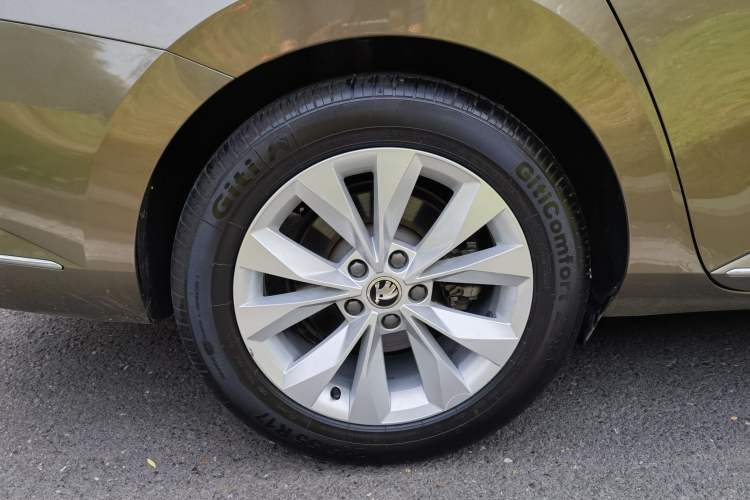 Used Skoda Superb 2018 TSI330 DSG Comfort Edition China V Standard Exterior 7