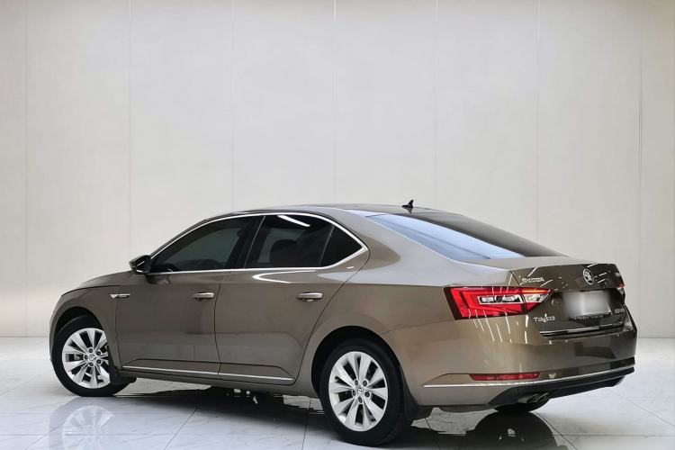 Used Skoda Superb 2018 TSI330 DSG Comfort Edition China V Standard Exterior 9
