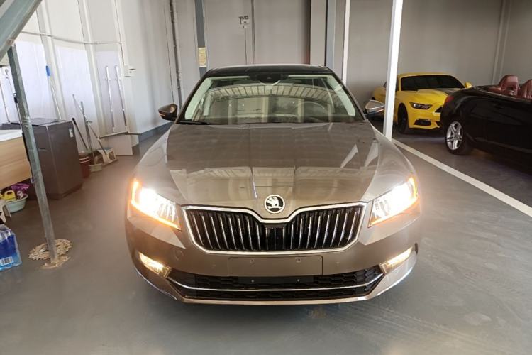 Used Skoda Superb 2018 TSI380 DSG Flagship Edition China V Standard Front