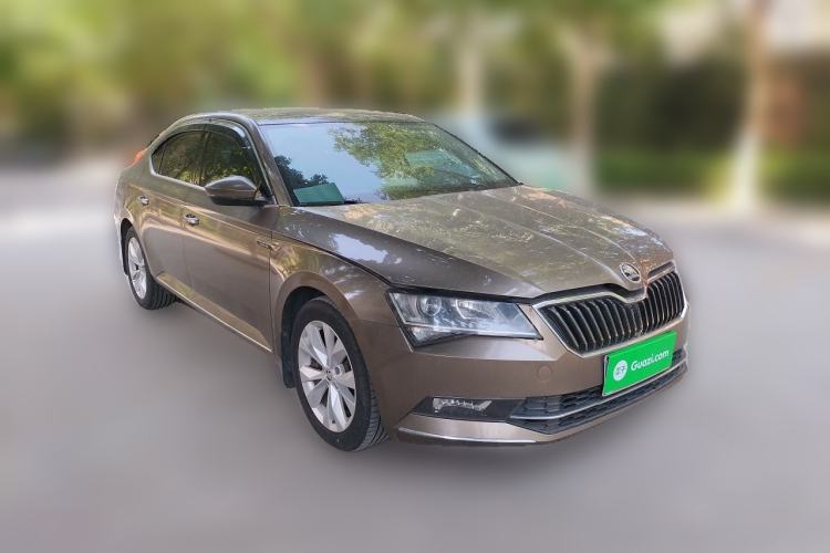 Used Skoda Superb 2018 TSI280 DSG Comfort Edition China V Standard Front Right 45 Deg