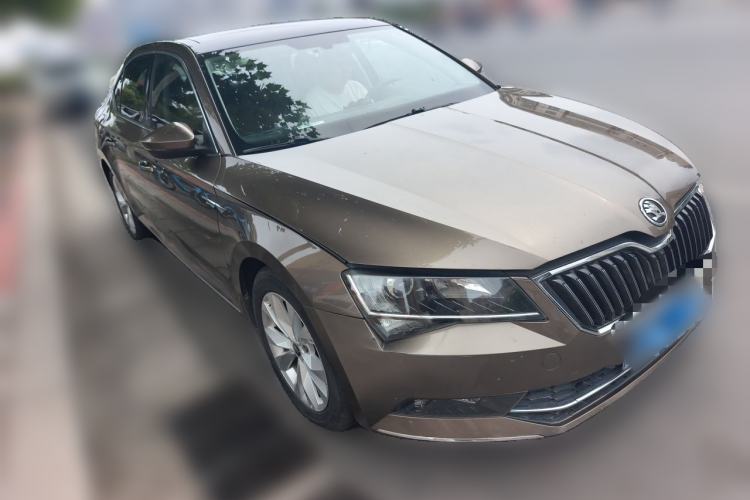 Used Skoda Superb 2018 TSI330 DSG Comfort Edition China V Standard Front Right 45 Deg